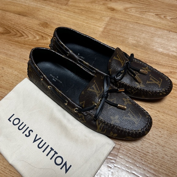 Louis Vuitton Shoes - LOUIS VUITTON MONOGRAM GLORIA DRIVING LOAFER